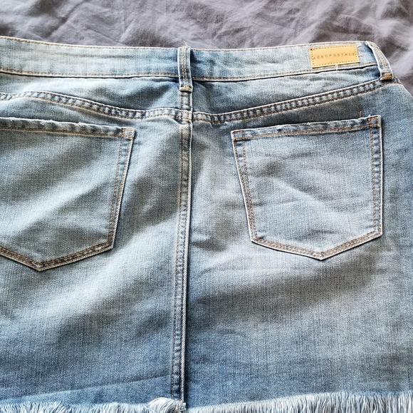 Aeropostale high waisted mini skirt - Picture 4 of 4